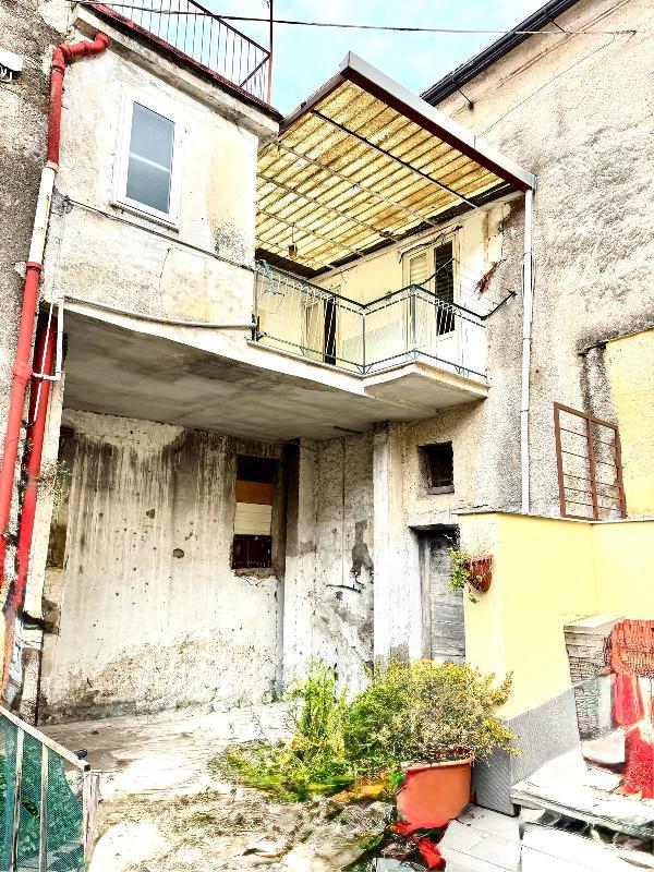 Appartamento in  Vendita  a Corbara   quadrilocale   135 mq  foto 2