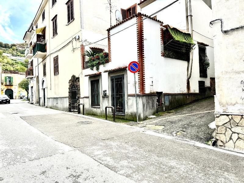 Appartamento in  Vendita  a Corbara   quadrilocale   135 mq  foto 4