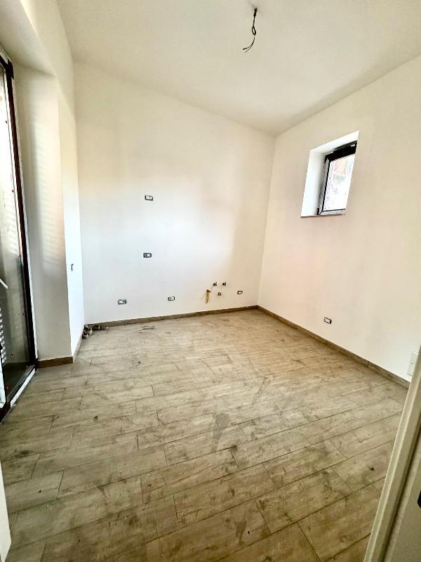 Appartamento in  Vendita  a Pagani   quadrilocale   105 mq  foto 3