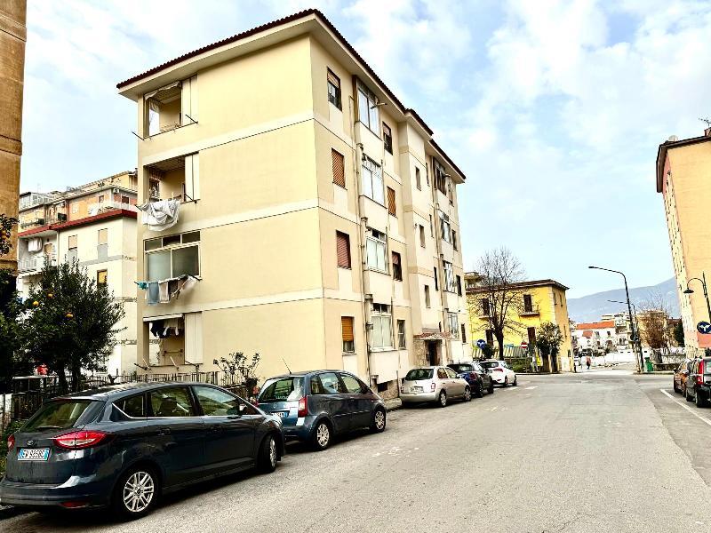 Appartamento in  Vendita  a Pagani   trilocale   80 mq  foto 2